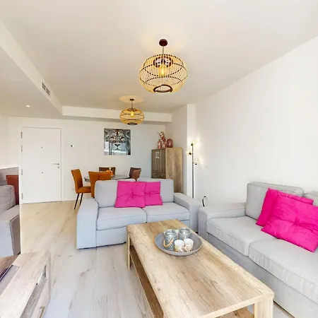 Tulipan En Urb Marina Real Iii Terraza, Varias Piscinas Y Gimnasio Cerca De La Playa Rotas 公寓 *