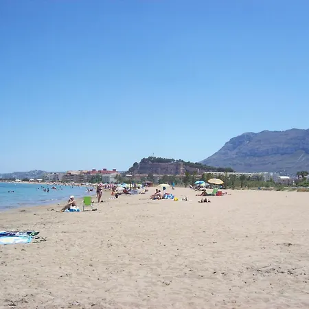 Tulipan En Urb Marina Real Iii Terraza, Varias Piscinas Y Gimnasio Cerca De La Playa Rotas